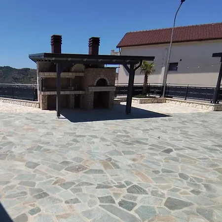 Timi - Modern With Private Pool Near Tirana Βίλα *