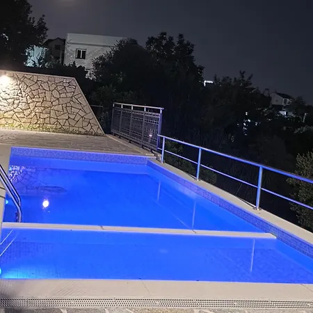 Βίλα Timi - Modern With Private Pool Near Tirana