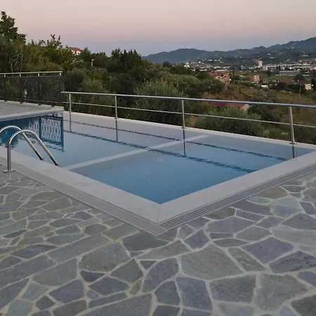 Timi - Modern With Private Pool Near Tirana *